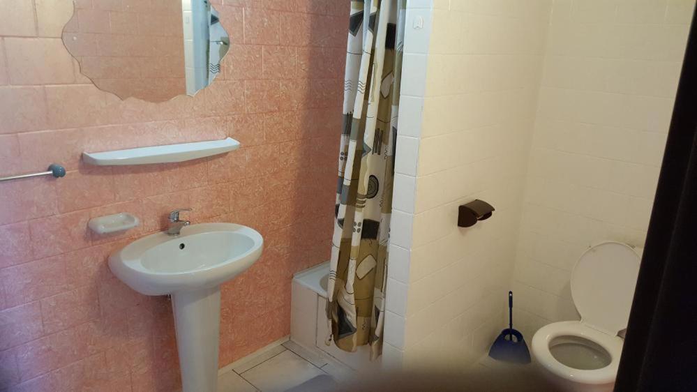 Tisá Hotel Camelot מראה חיצוני תמונה